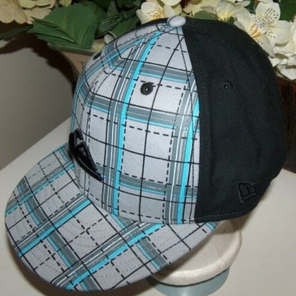 New Era Quiksilver 59Fifty Fitted Cap Size 7 3/8 or 58.7 cm - Picture 2 of 2